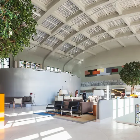 Vincci Hotel 4*