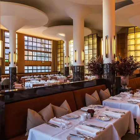 酒店 波尔图文奇酒店 4*