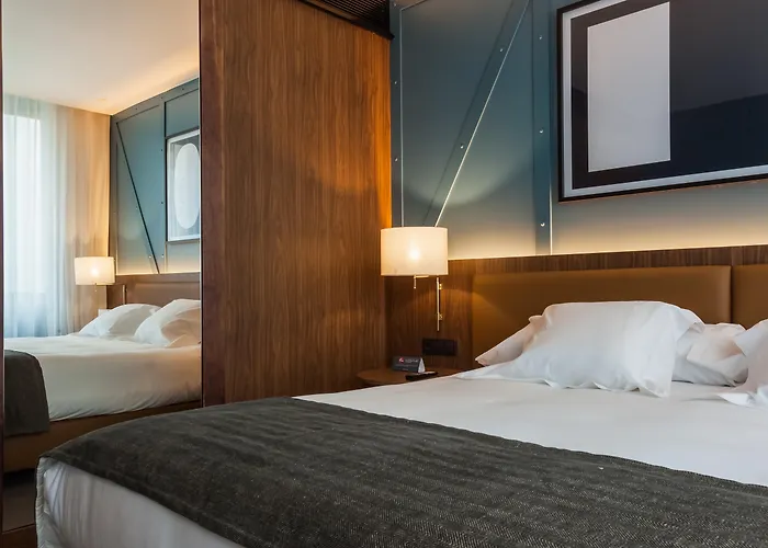 ヴィンチ 4* ポルト